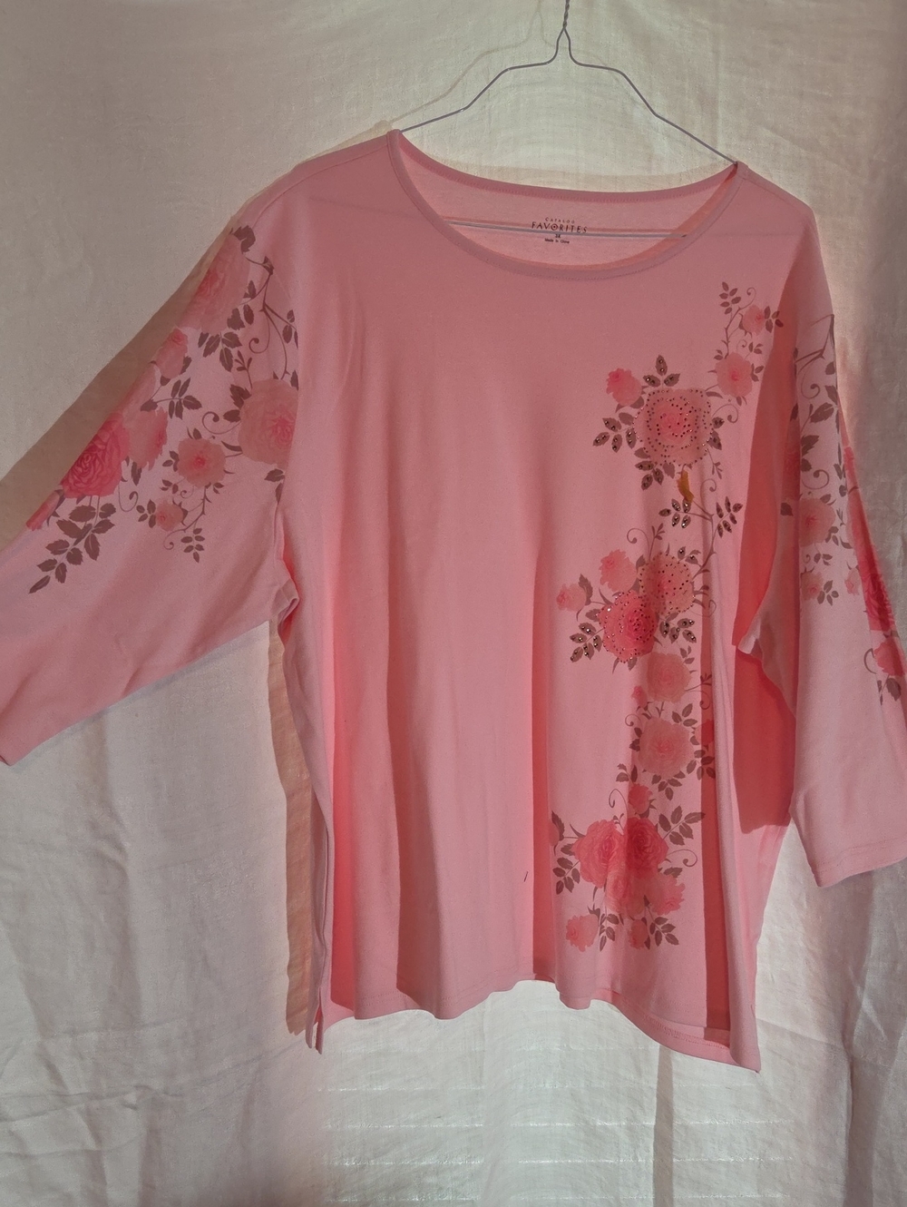 Light Pink Floral Long-Sleeve Women’s Tee by Favorites.          NEW